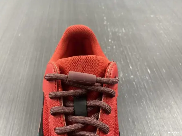 Yeezy Hi-Res HQ6979 Boost 700 Red Adidas 0530